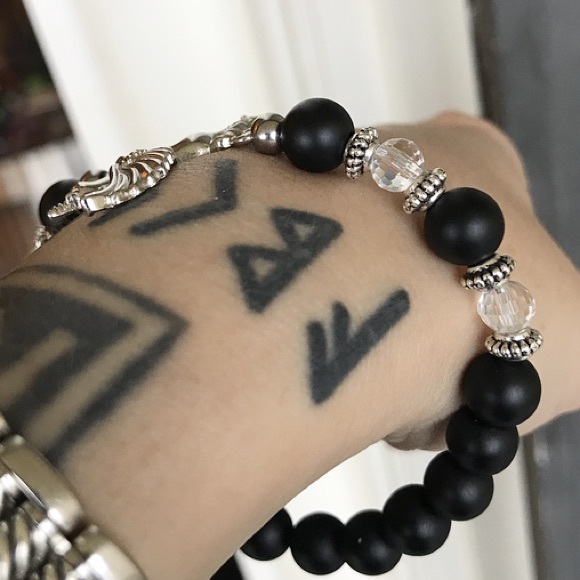 Pegasus unicorn mythical onyx & crystal bracelet - Picture 6 of 8